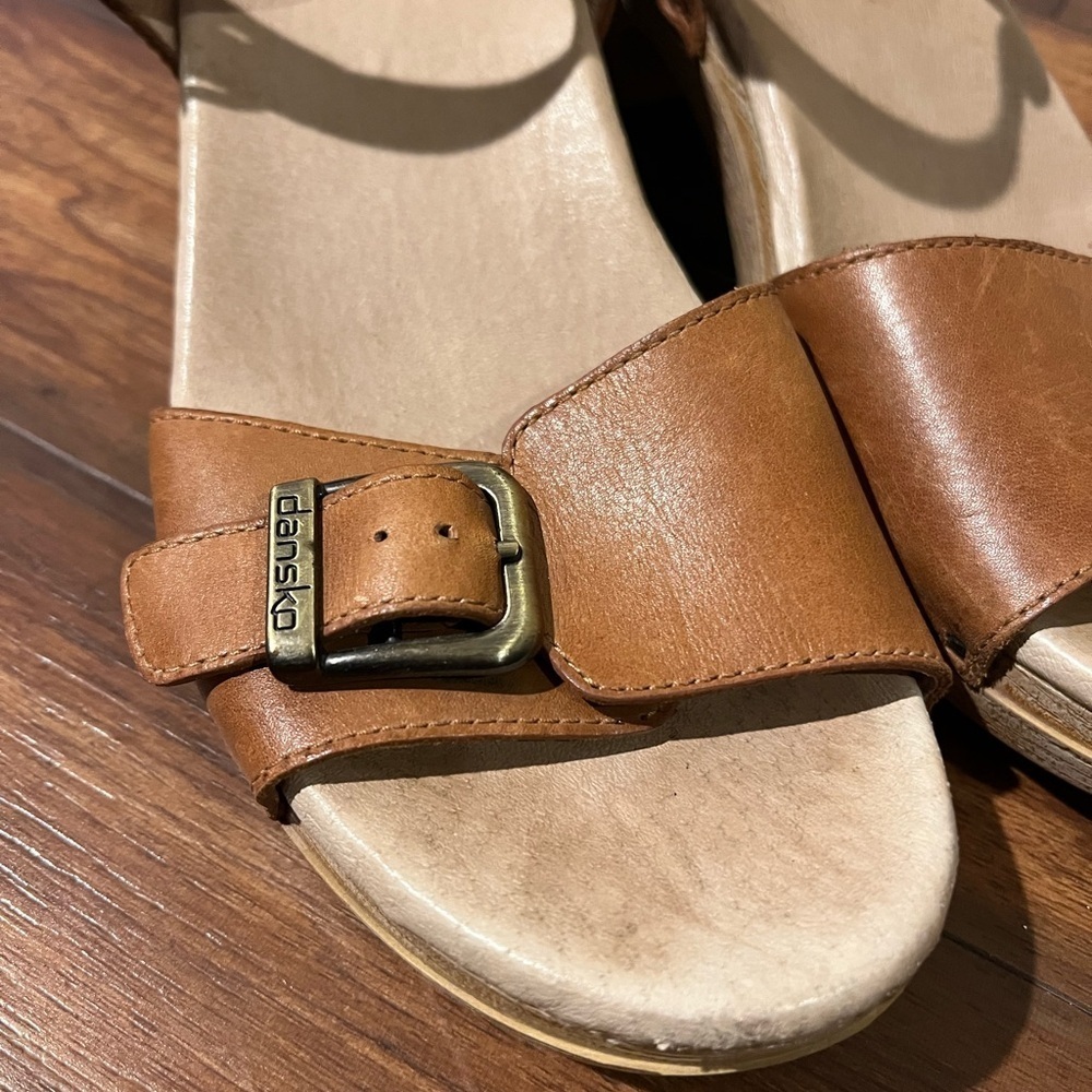 Dansko Women's Size 41 Matty Brown Strappy Block Sandals Summer Casual - Picture 3 of 8